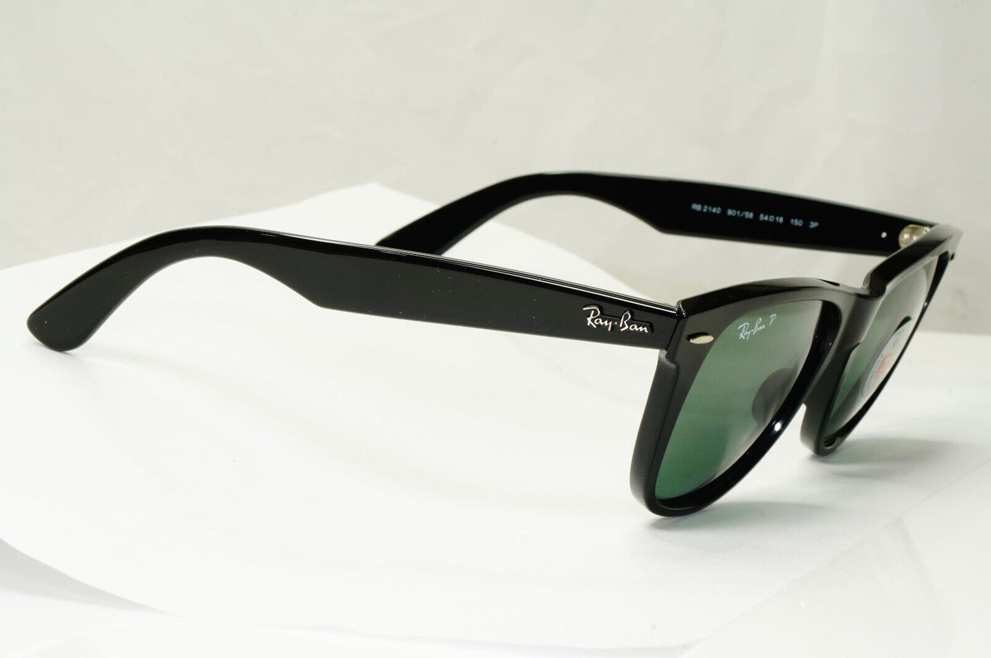 Ray-Ban Sunglasses Wayfarer Polarised Square Black RB 2140 901/58 Large 54mm