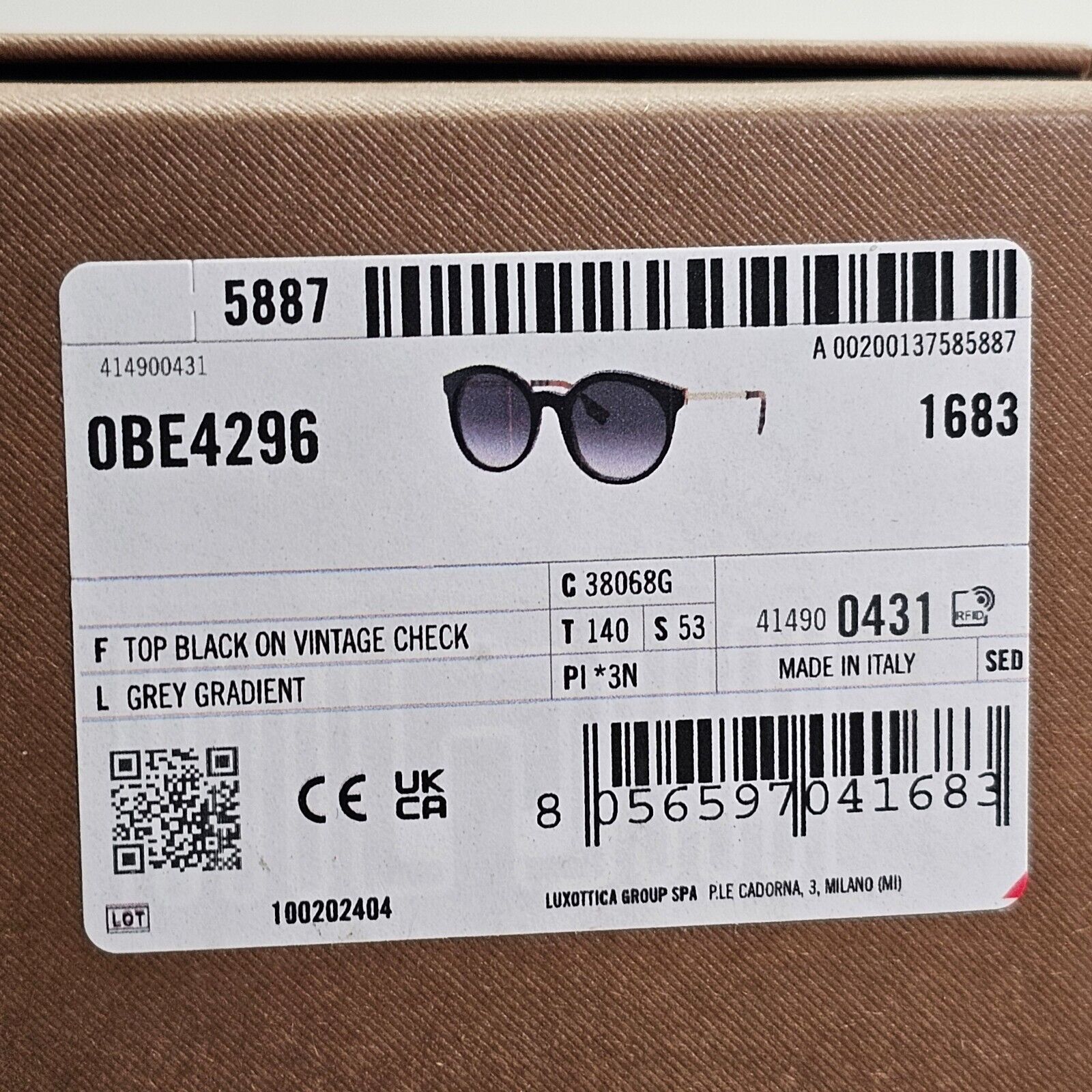 Burberry Sunglasses Black Gold Grey Gradient Round Plaid Check BE 4296 3806/8G