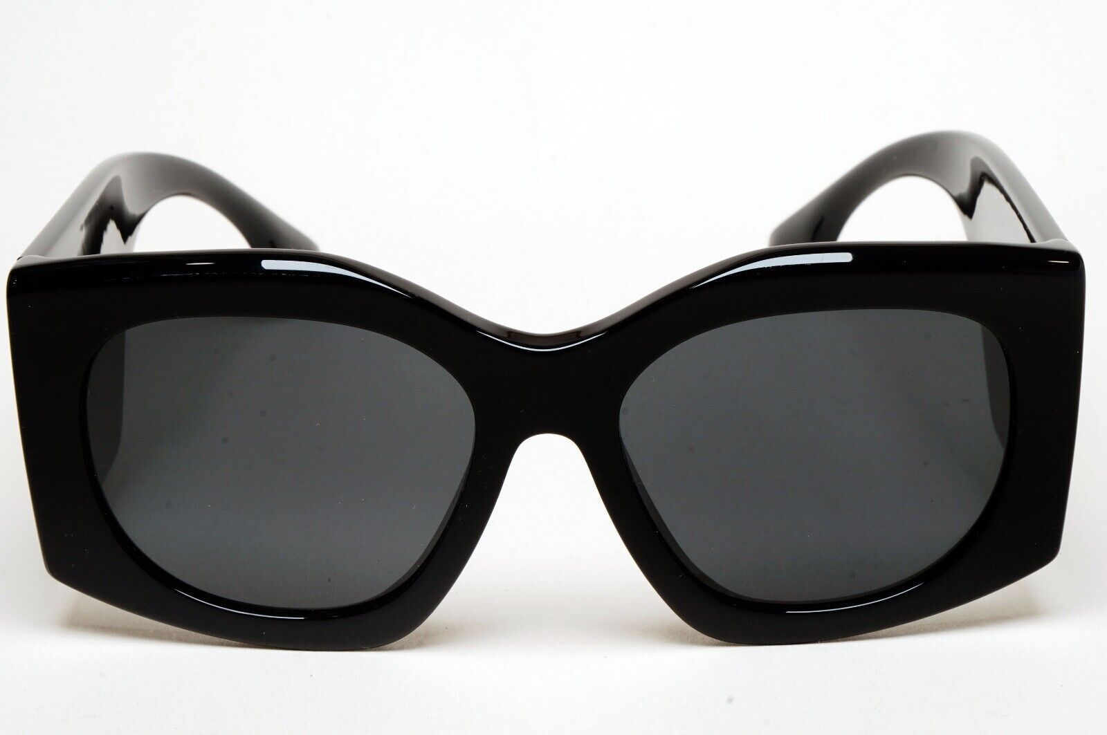 Burberry Sunglasses Madeline Black Oversized Square Large BE 4388-U 3001/87