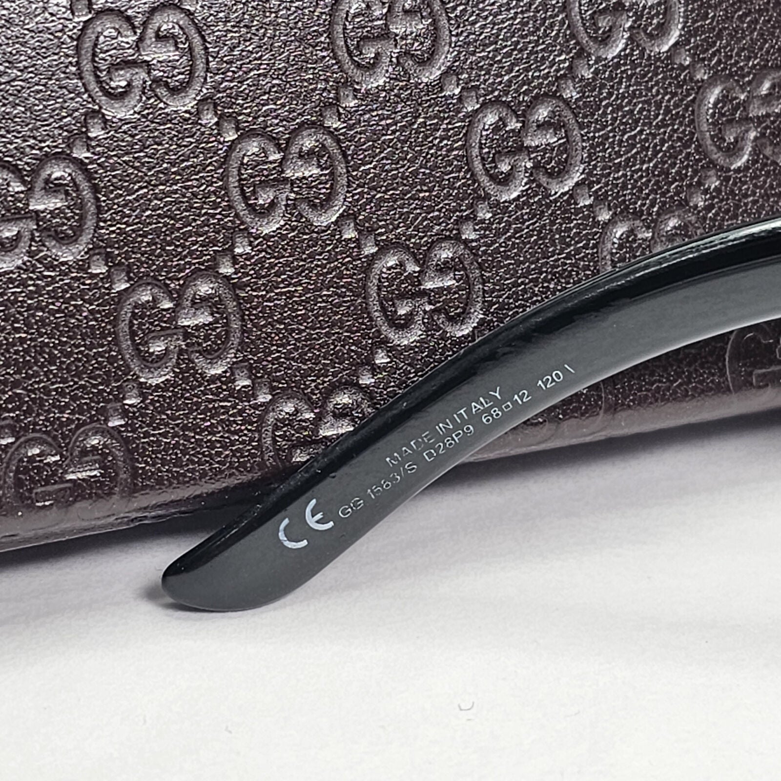 Gucci Sunglasses 2007 Vintage Black Wrap Grey Retro GG 1583/S D28P9 210124