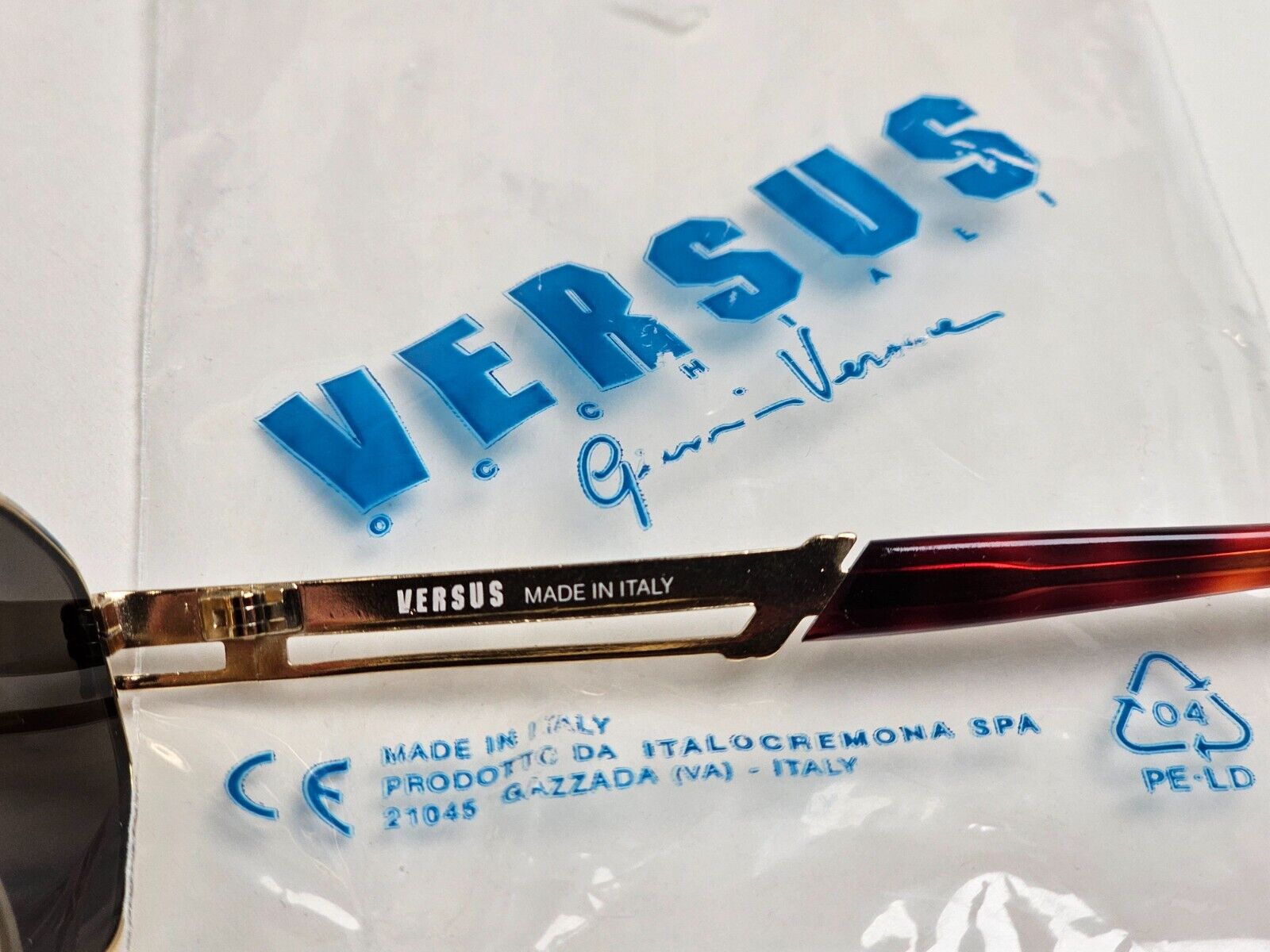 Versus Sunglasses 1996 by Gianni Versace Vintage Gold Grey MOD F25 COL 030