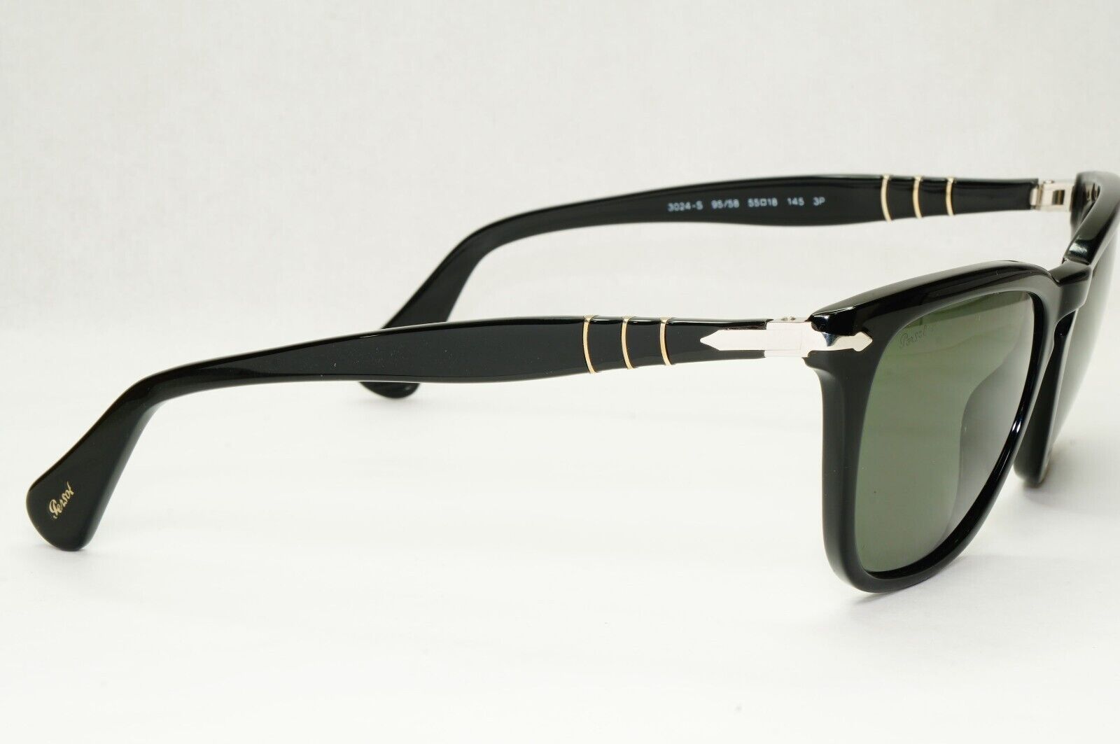 Persol Sunglasses 2012 Capri Polarized Black Grey Green Square 3024-S 95/58 55mm