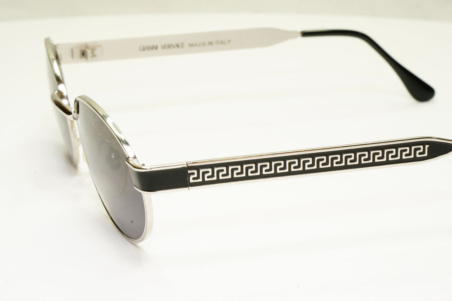 Gianni Versace 1996 Vintage Silver Black Oval Metal Sunglasses MOD S58 COL 56M