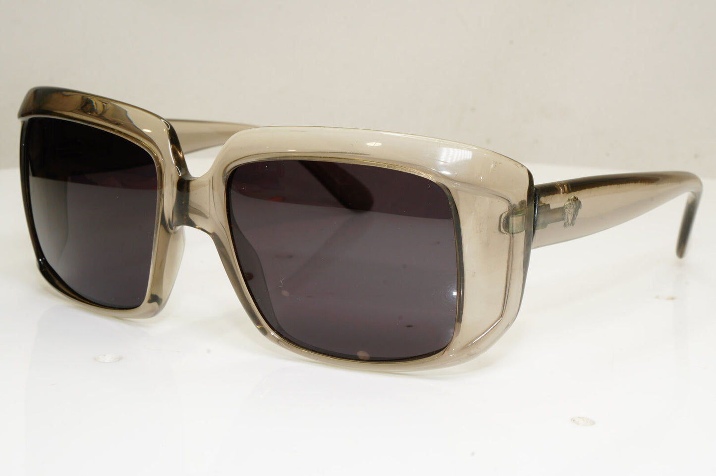 Authentic VERSACE Womens Vintage Medusa Sunglasses Grey Square 4034 228/11 29826
