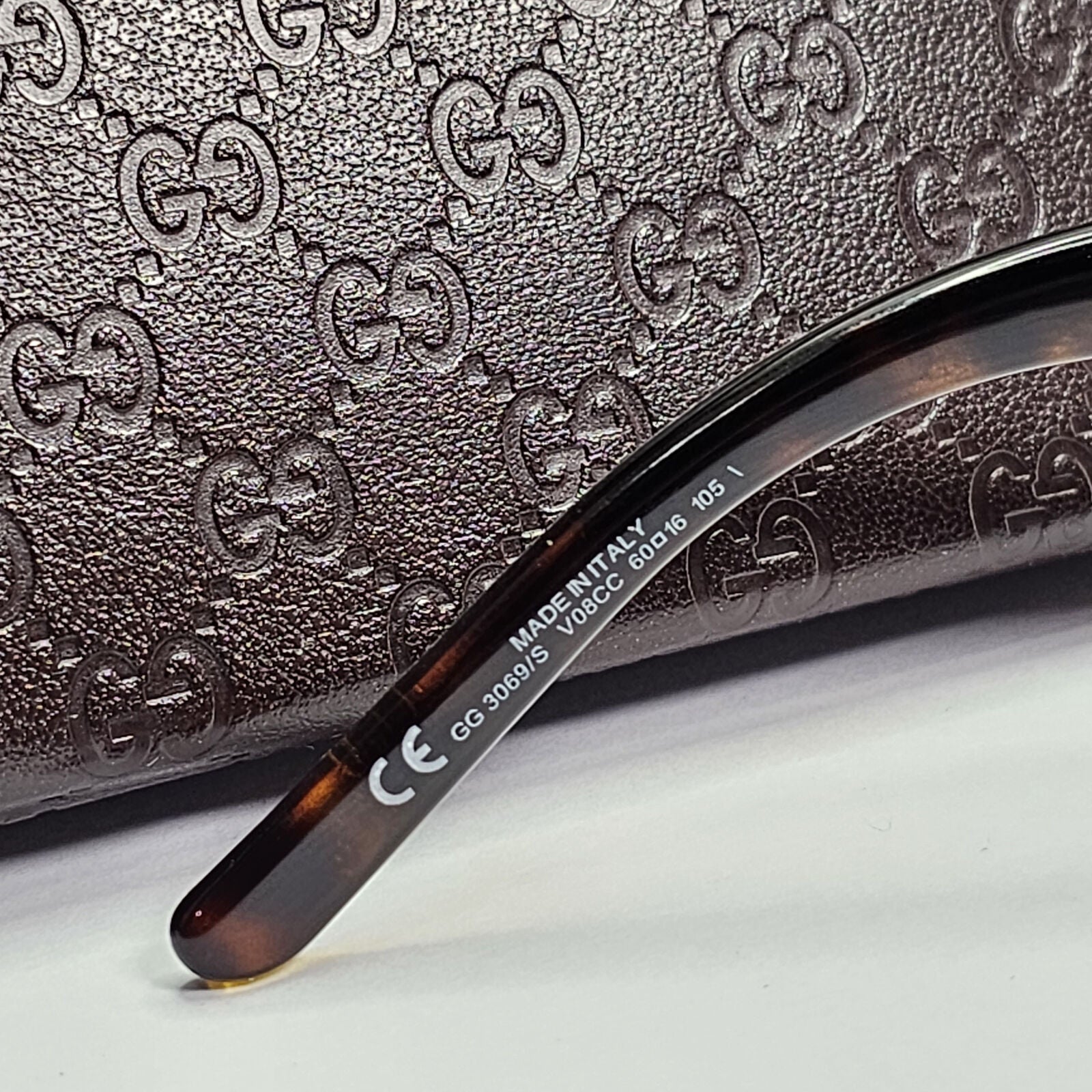Gucci Sunglasses 2009 Vintage Brown Tortoise Gold Large GG 3069/S V08CC 180224