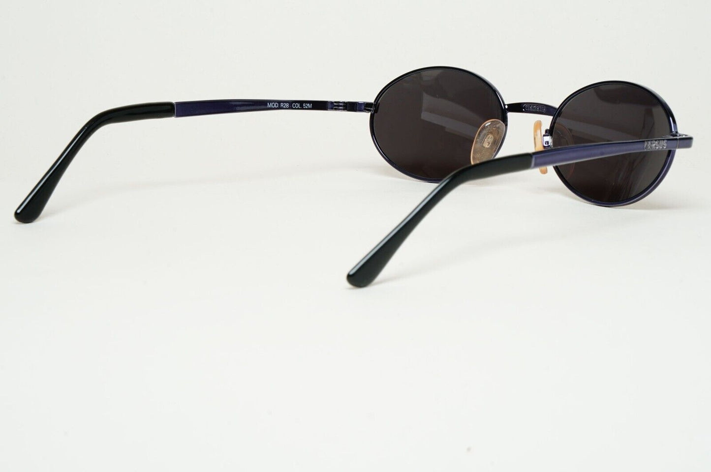 Versus Sunglasses 1996 by Gianni Versace Vintage Blue Black Oval MOR R28 COL 52M