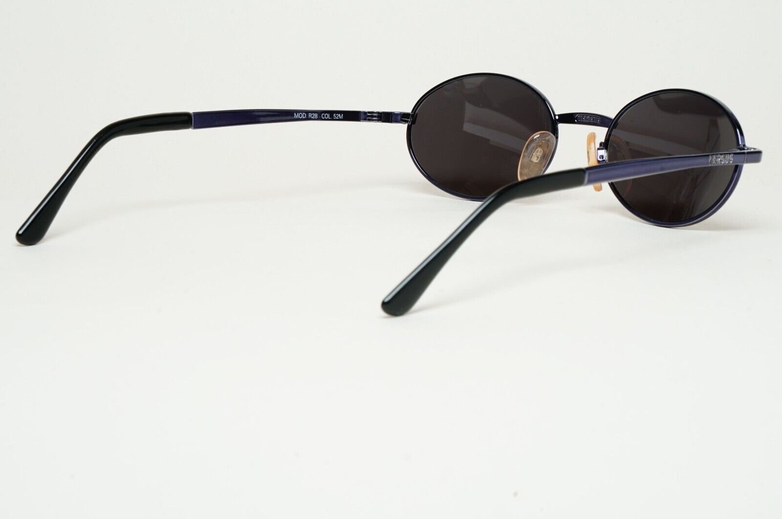 Versus Sunglasses 1996 by Gianni Versace Vintage Blue Black Oval MOR R28 COL 52M