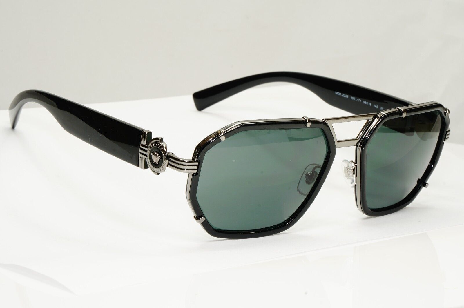 Versace Sunglasses Black Gunmetal Green Medusa Navigator MOD 2228 1001/71 58mm