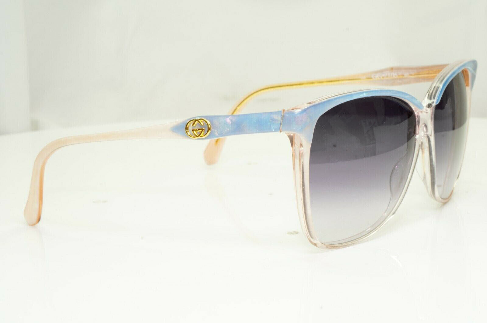 Gucci 1993 Vintage Sunglasses Blue Pearl Gold Grey Fade Womens GG 2106 62L 57mm