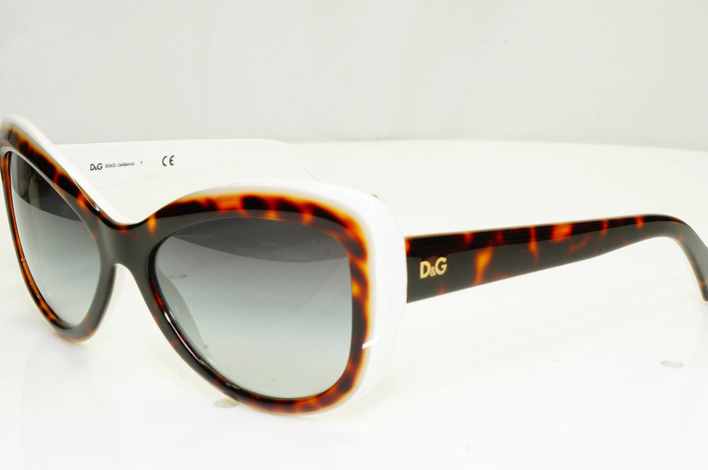 Authentic Dolce & Gabbana Womens Boxed Vintage Sunglasses D&G 3046 936/8G 33289