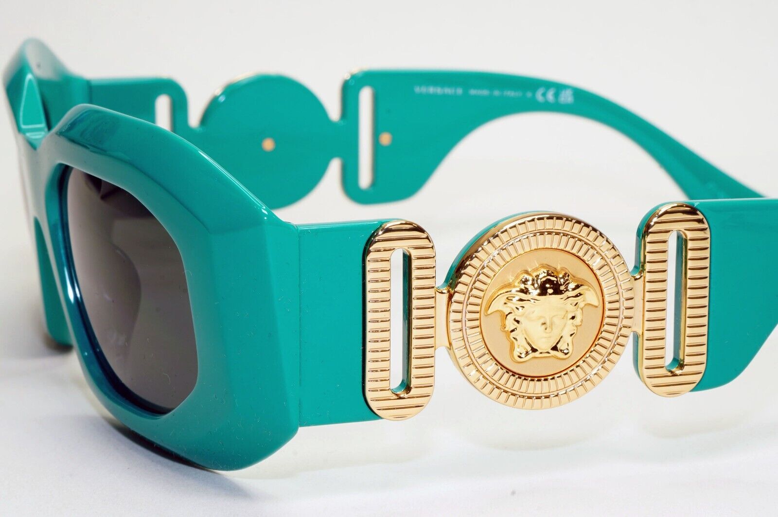 Versace Sunglasses Green Biggie Medisa Oversized Square MOD VE 4425U 5364/87