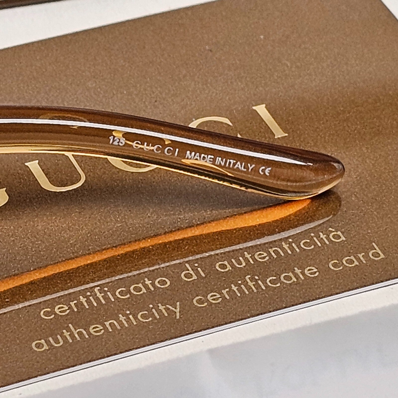 Gucci Sunglasses 2002 Vintage Honey Transparent Green Rectangle GG 2499 K98 52mm