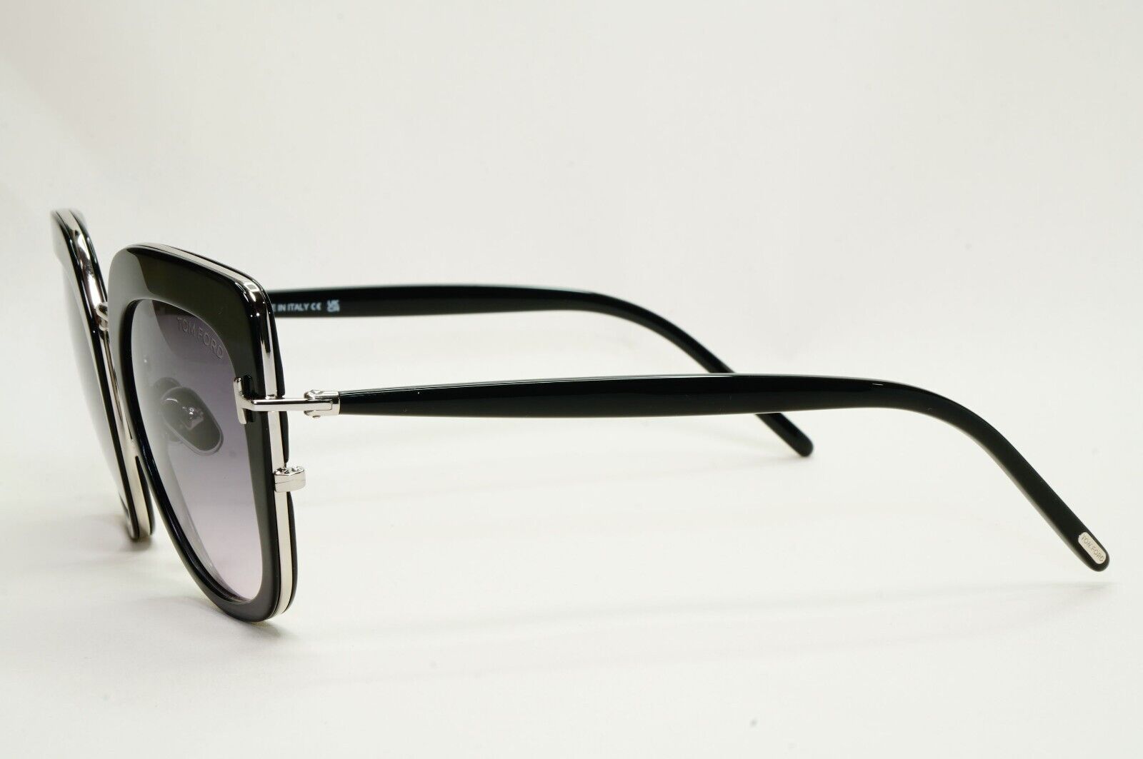 Tom Ford Sunglasses Virginia Black Grey Gradient Silver Square FT0945 TF 945 05B