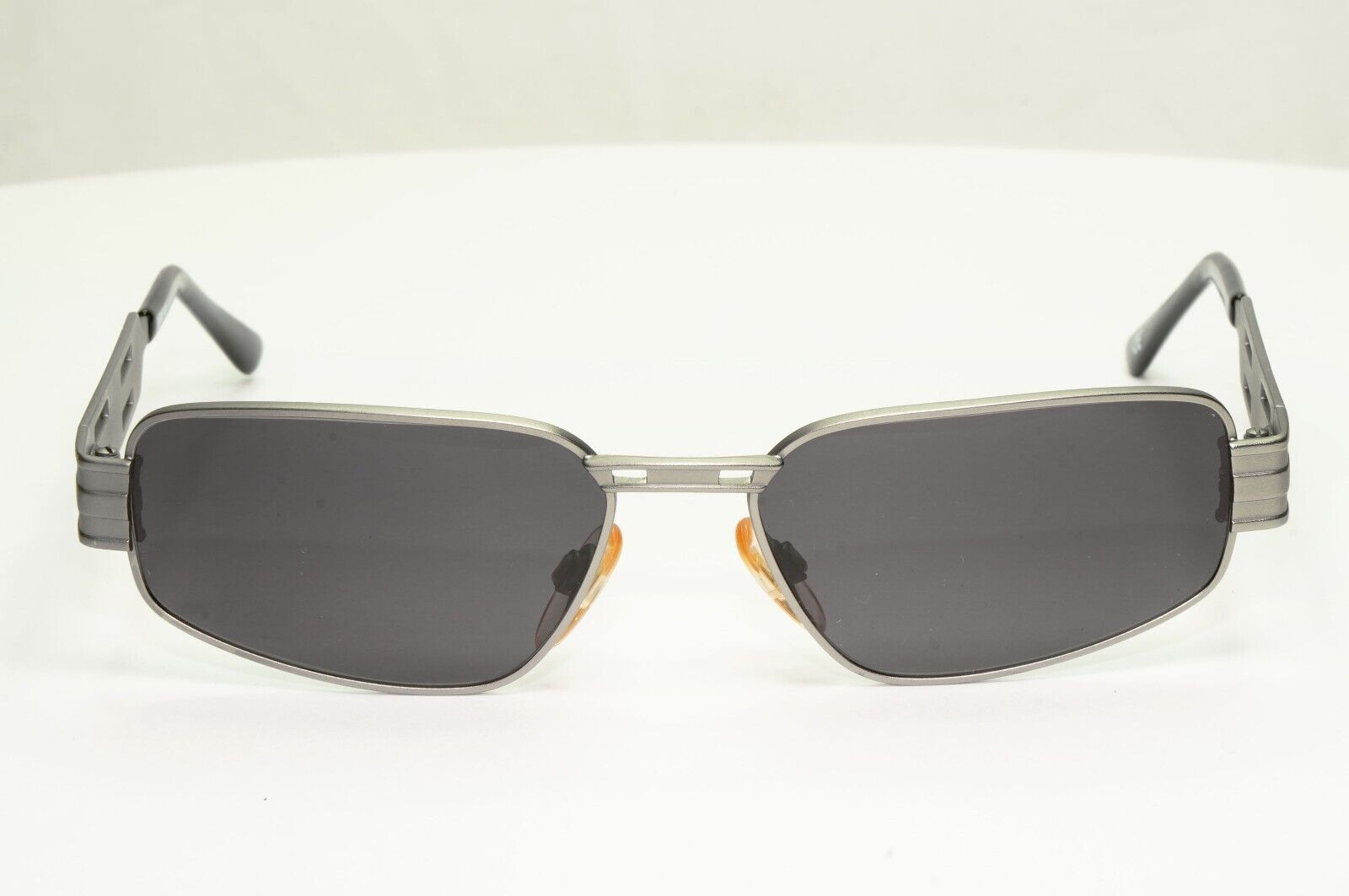 Versus Gianni Versace 1997 Sunglasses Vintage Matte Silver Black MOD R07 COL 77M