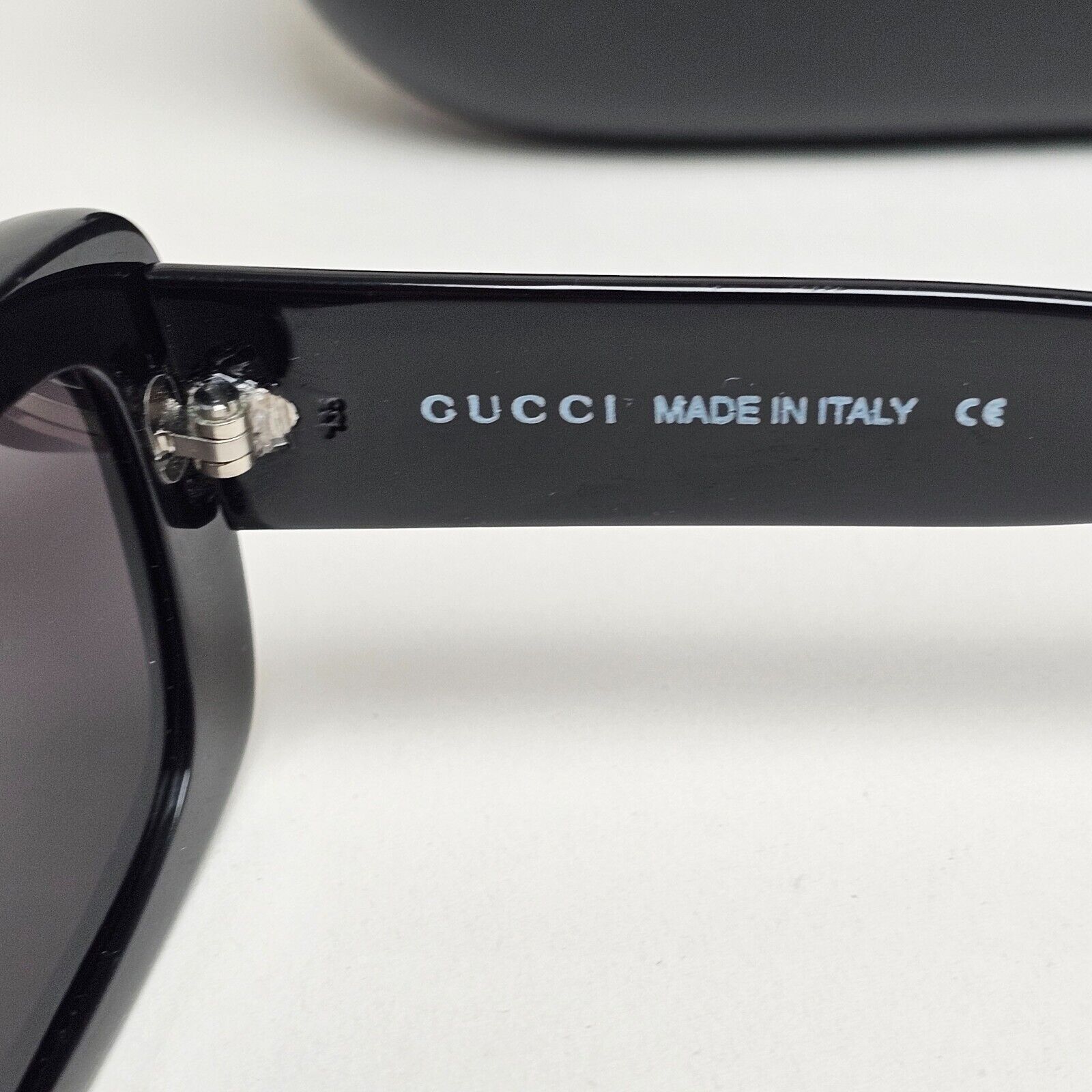 Gucci Sunglasses 1997 Vintage Black Square Retro GG 2407/S 807 51mm 110225