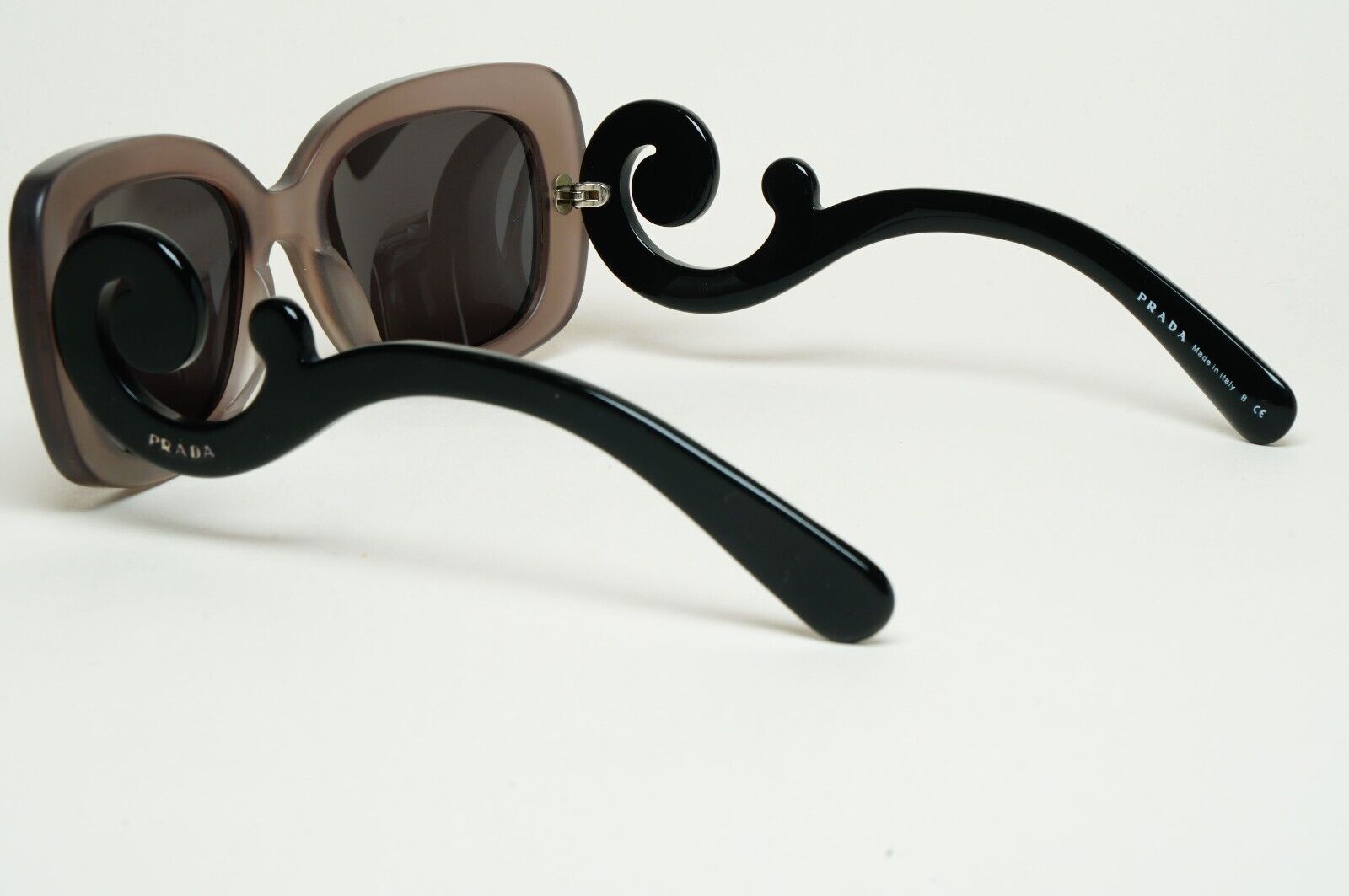 Prada Sunglasses Baroque Swirl Brown Black Square PR27OS SPR 27O UBV-4P0 250125