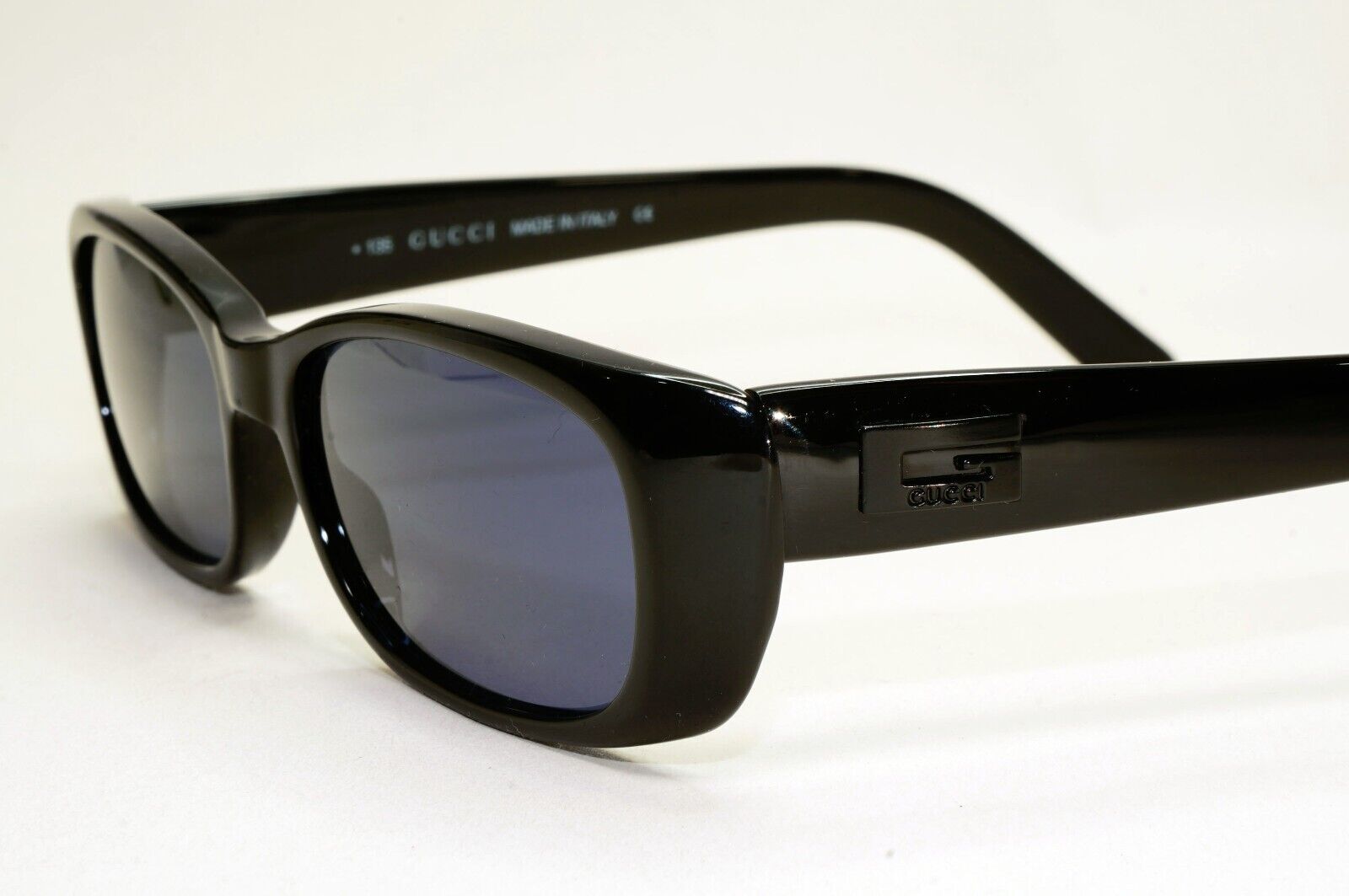 Gucci Sunglasses 1997 Vintage Black Grey Rectangle GG 2453/S 807 52mm 011124