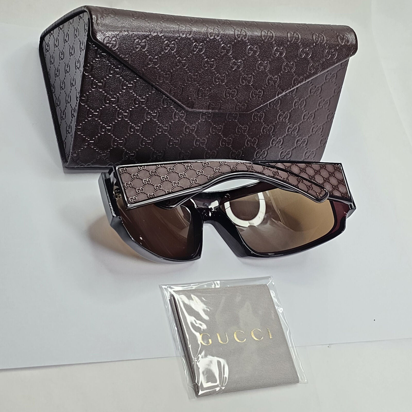Gucci Sunglasses 2003 Vintage Monogram Brown Wrap Square GG 1559/S LJCX7 190224