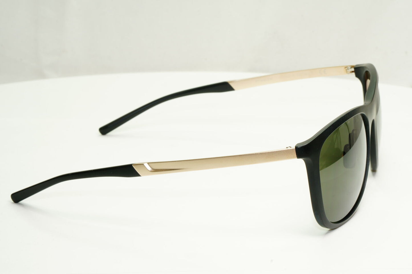 Porsche Design Titanium Polarised Sunglasses Japan Gold Black Green P8672 C