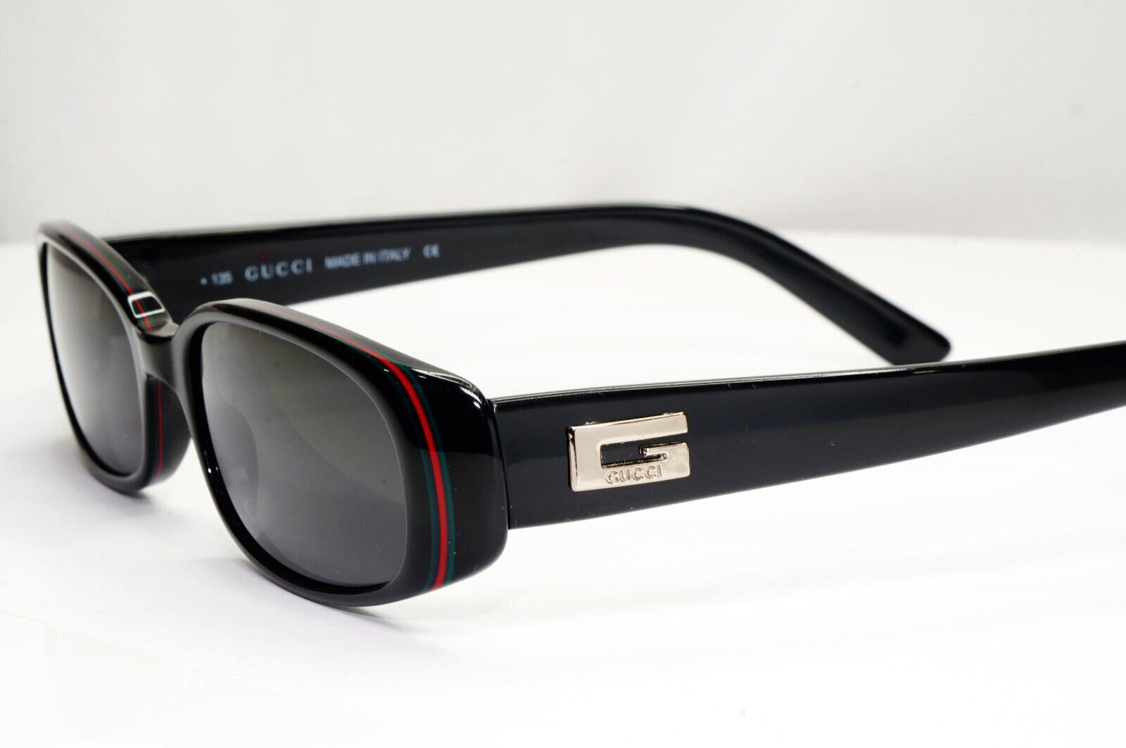 Gucci Sunglasses 1997 Vintage Black Retro Rectangle Small GG 2452/S E5W 210125