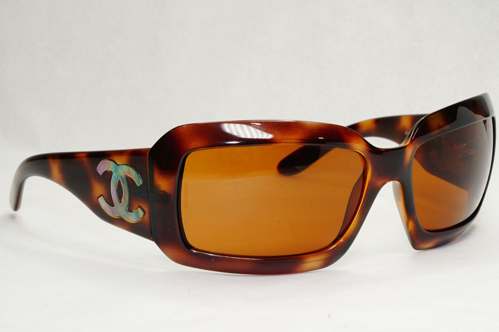 Chanel Sunglasses Mother of Pearl Vintage 2006 Brown 5076-H c.502/73 120124