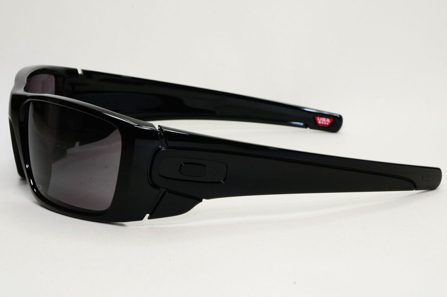 Oakley Sunglasses Fuel Cell Black Polished Warm Grey OO 9096 01 Wrap 60mm [a]