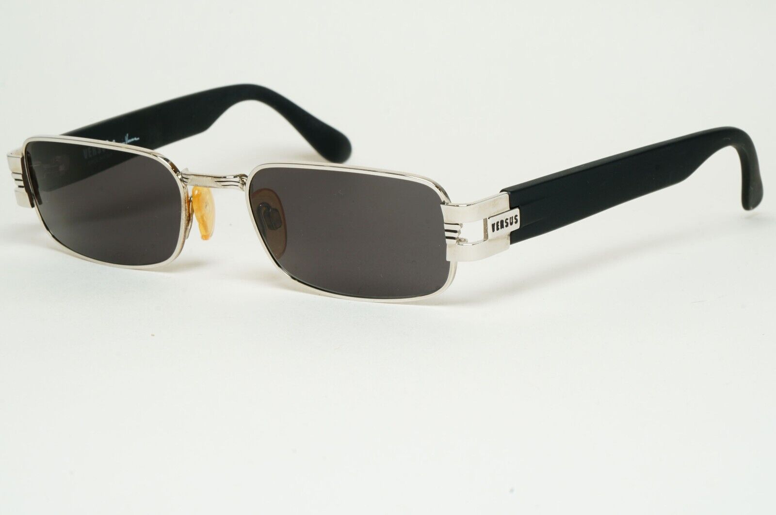 Versus Sunglasses 1996 by Gianni Versace Vintage Silver Black MOD F32 COL 12M