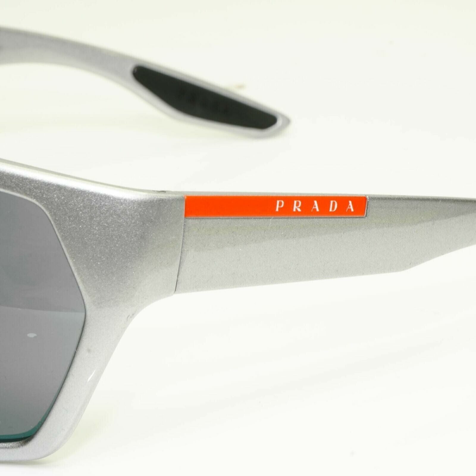 Prada Grey Metallic Black Large Mens Sunglasses SPS 08U 09E-2K1 Red [a] 39033