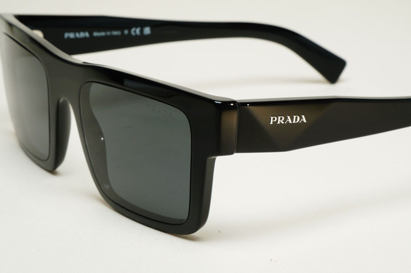 Prada Sunglasses 2023 Black Symbole Square PR19WS SPR 19W 1AB-5S0 52mm 210125