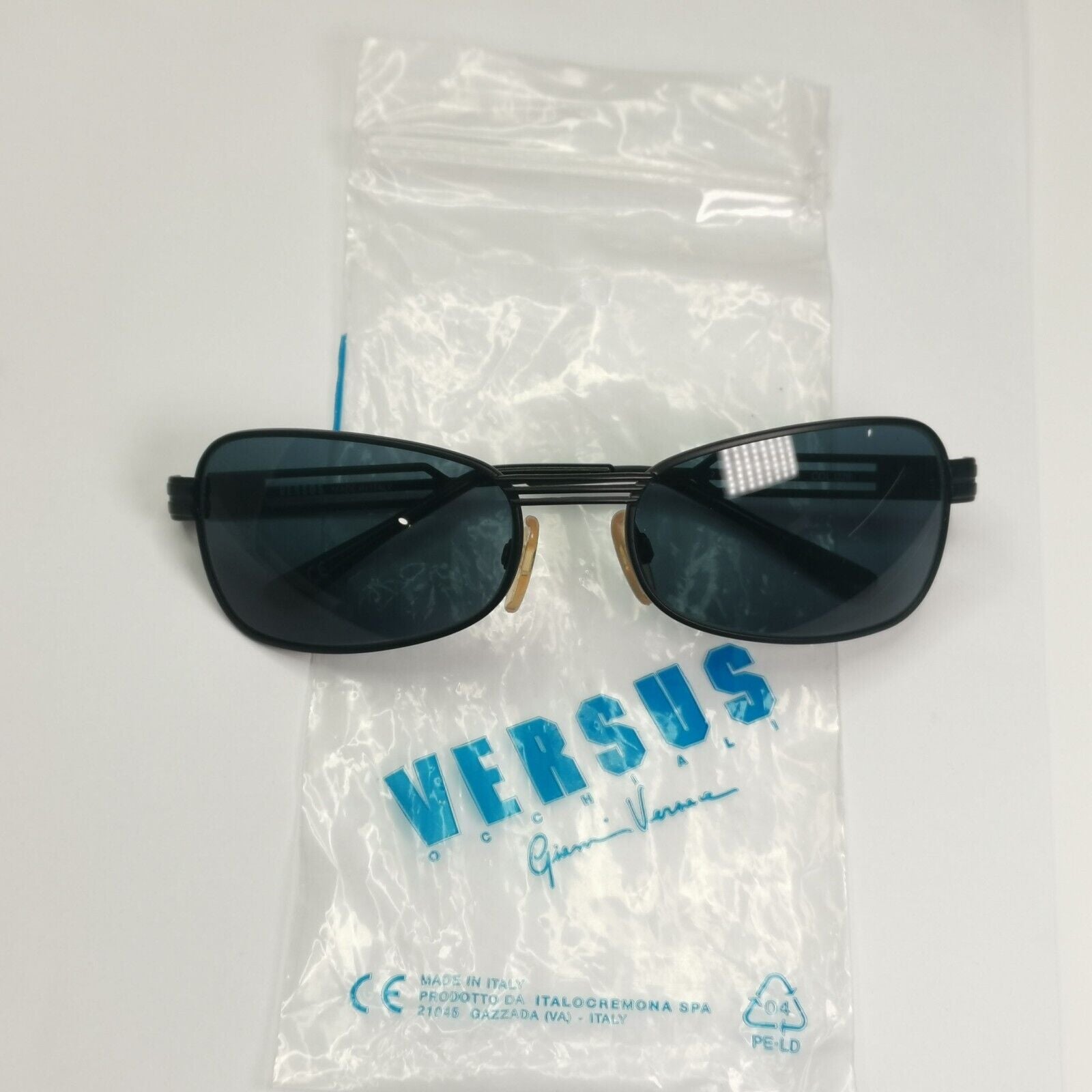 Versus 1996 by Gianni Versace Vintage Black Blue Grey Sunglasses MOD F33 COL 028