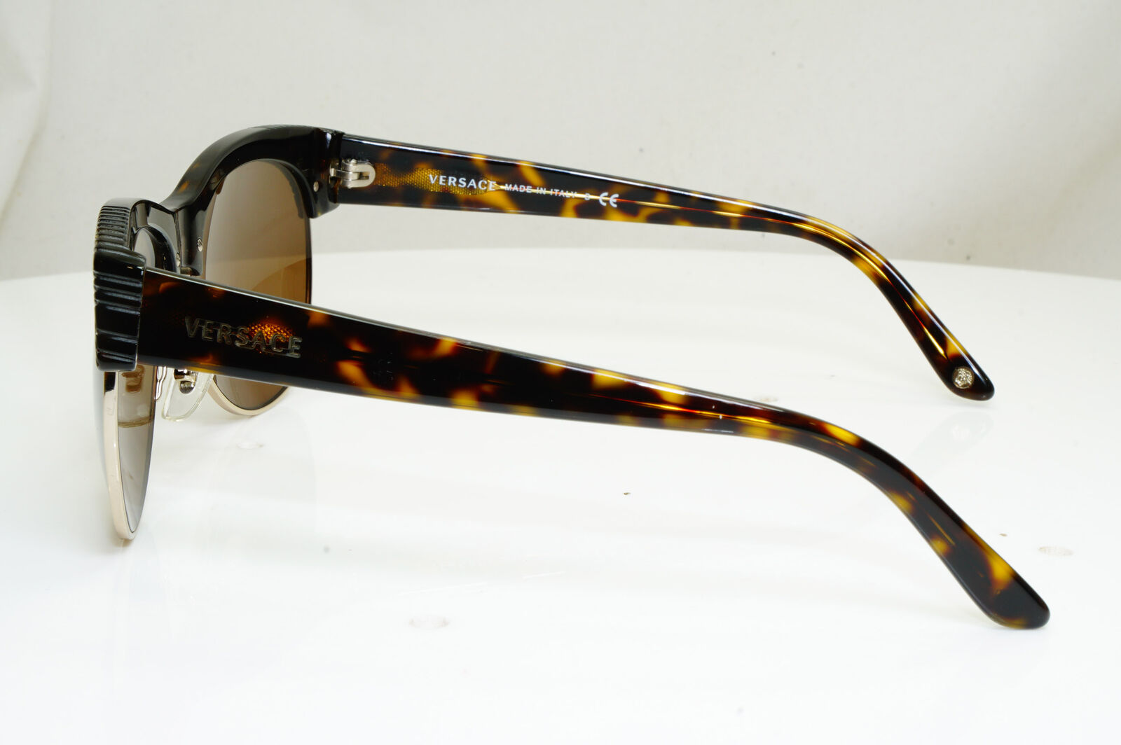 Authentic VERSACE Womens Vintage Sunglasses Brown Square 4222 108/T3 29315