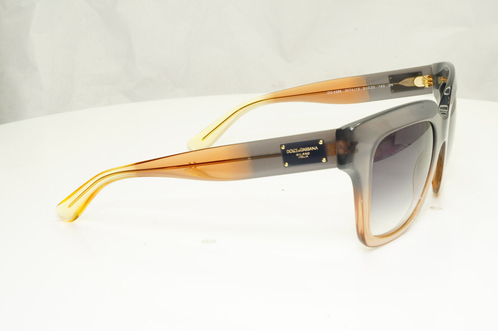 Authentic Dolce & Gabbana Womens Vintage Sunglasses Grey DG 4286 3074/13 34994