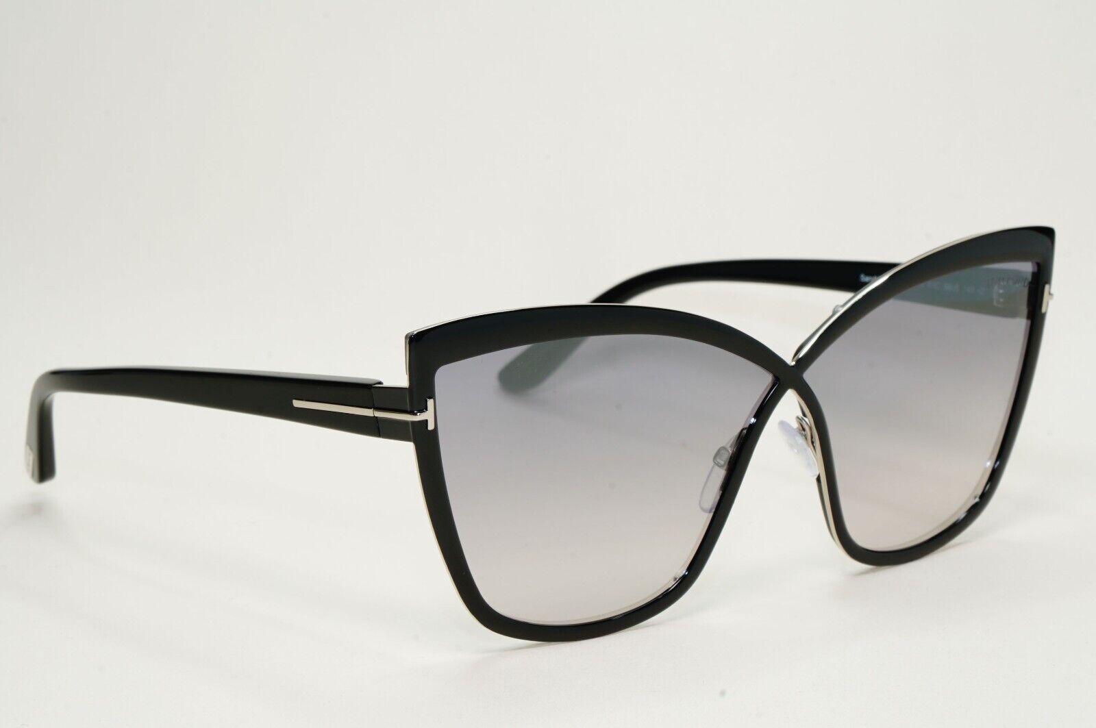 Tom Ford Sunglasses Sandrine-02 Black Smoke Mirror Cat Eye FT0715 TF 715 01C