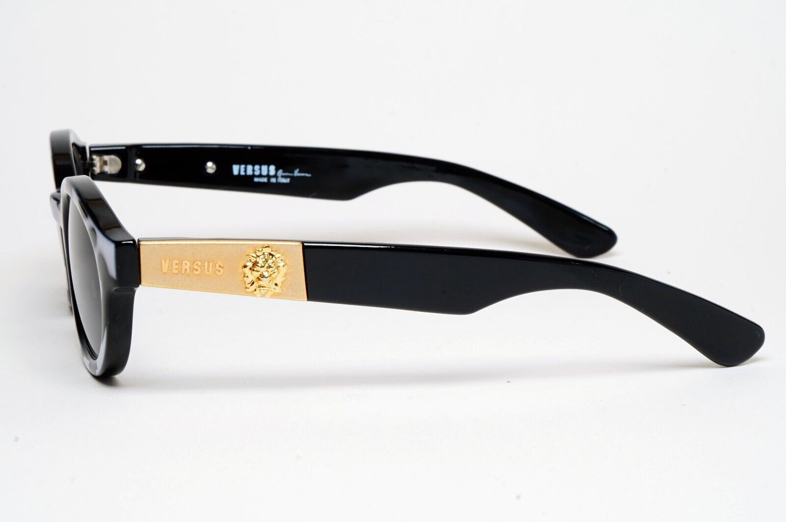 Versus Sunglasses 1996 by Gianni Versace Vintage Gold Lion Black MOD E09 COL 237