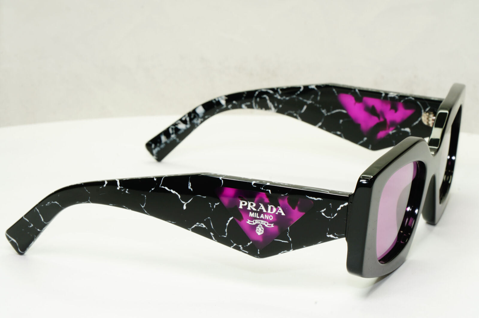 Prada Symbole Sunglasses Black Violet Marble Triangle PR15YS SPR 15Y 1AB-07Q
