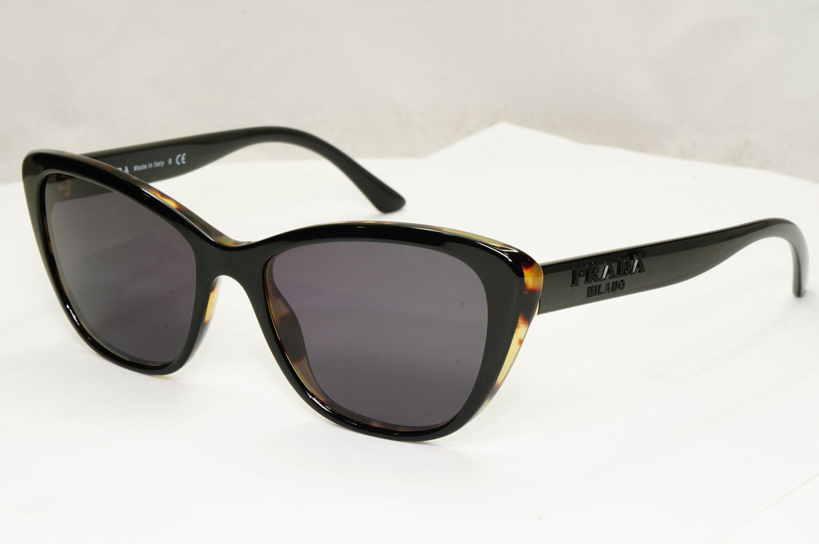 Prada Sunglasses Black Square Glossy PR04WV VPR 04W 389-1O1 180323
