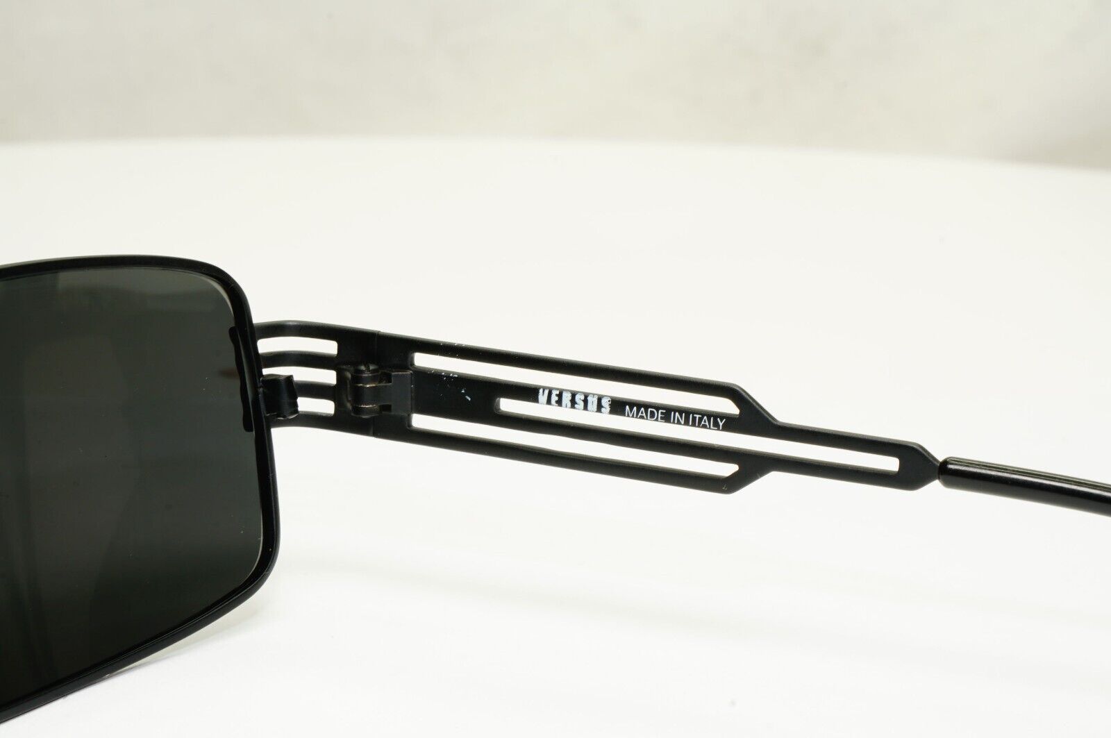Versus 1996 by Gianni Versace Vintage Matte Black Sunglasses MOD F37 COL 028