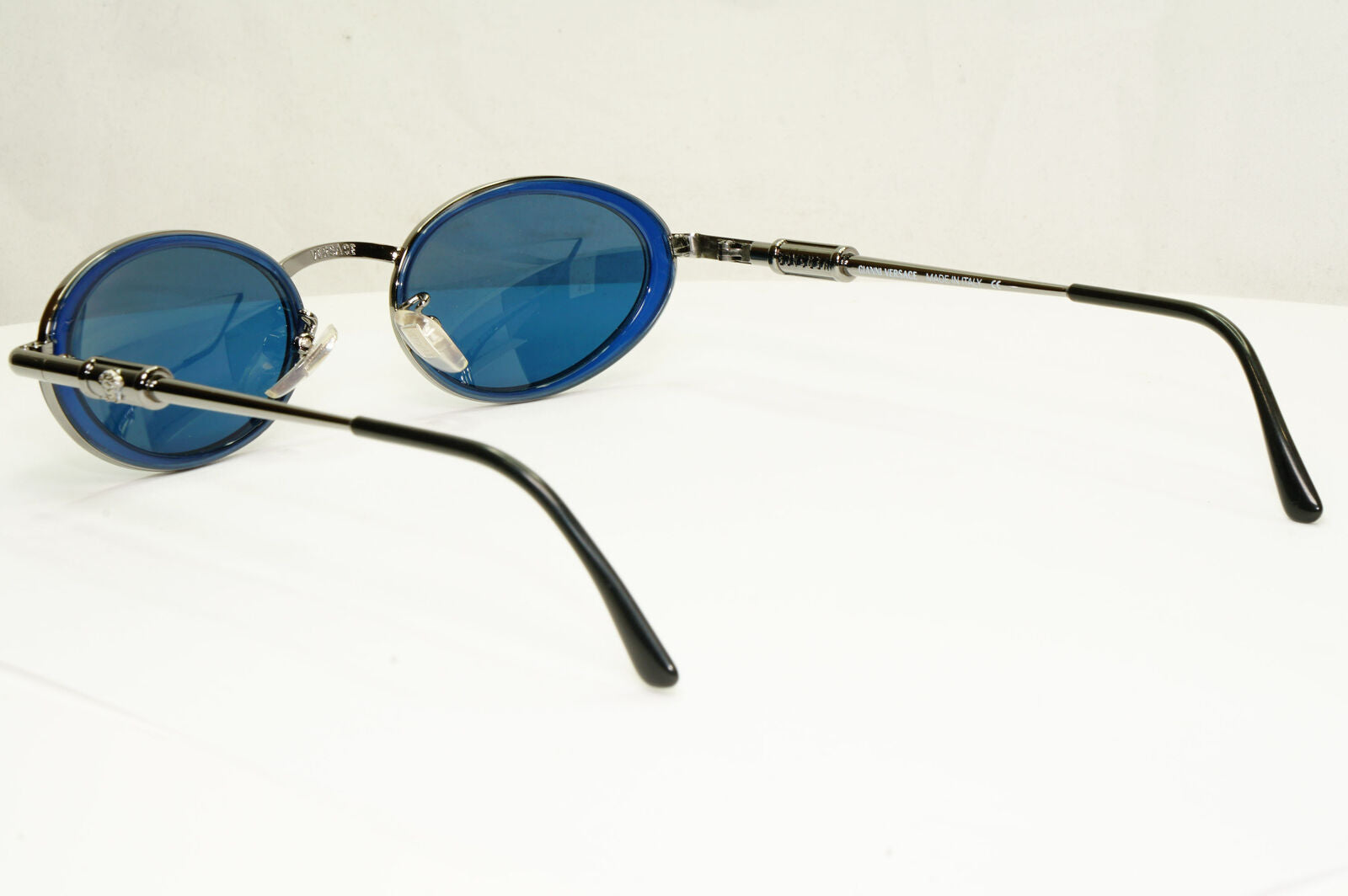 Gianni Versace 1996 Vintage Womens Blue Silver Medusa Sunglasses MOD X13 COL A35