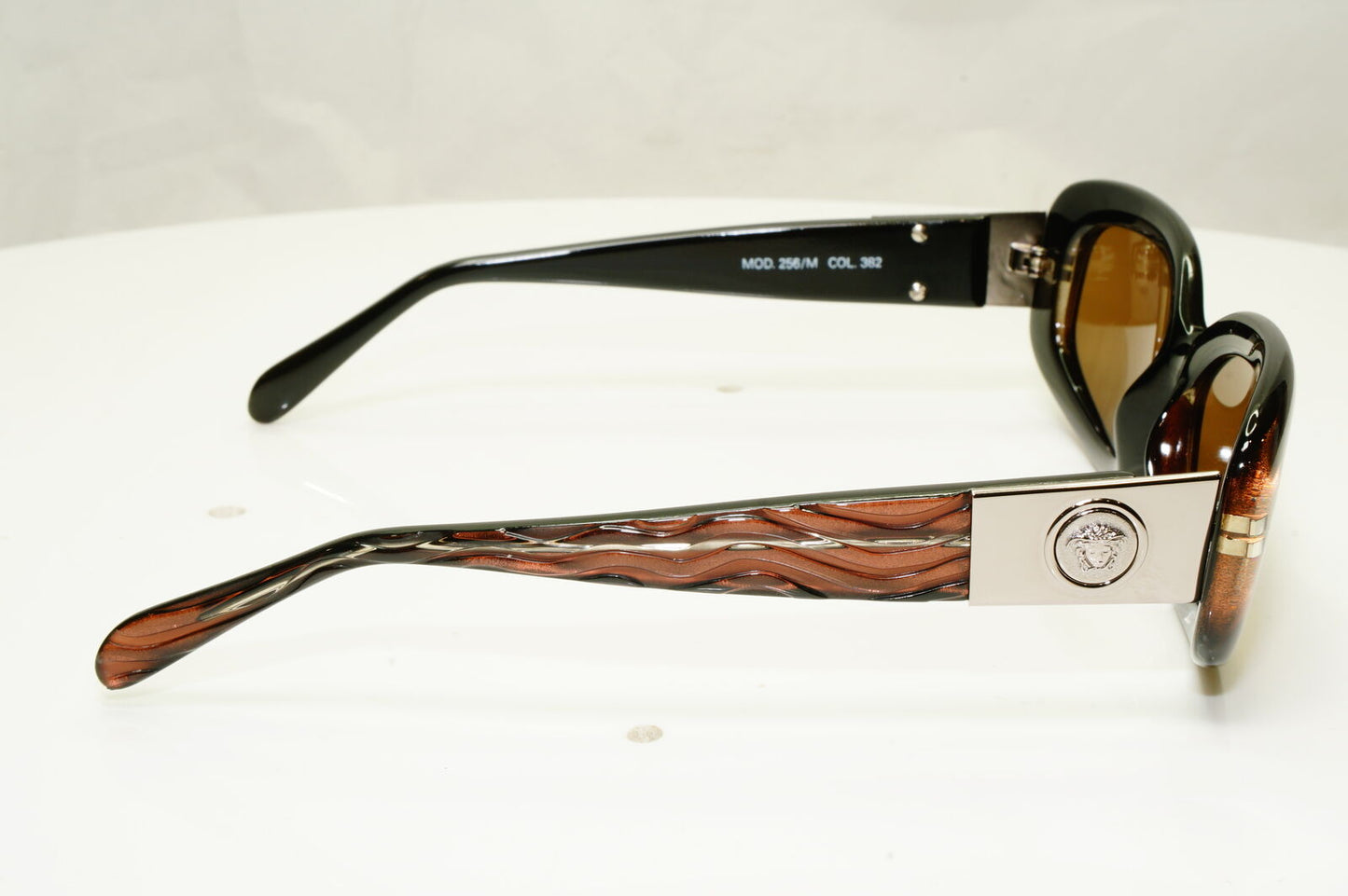 Gianni Versace 1996 Unisex Vintage Brown Medusa Sunglasses MOD 256/M COL 382