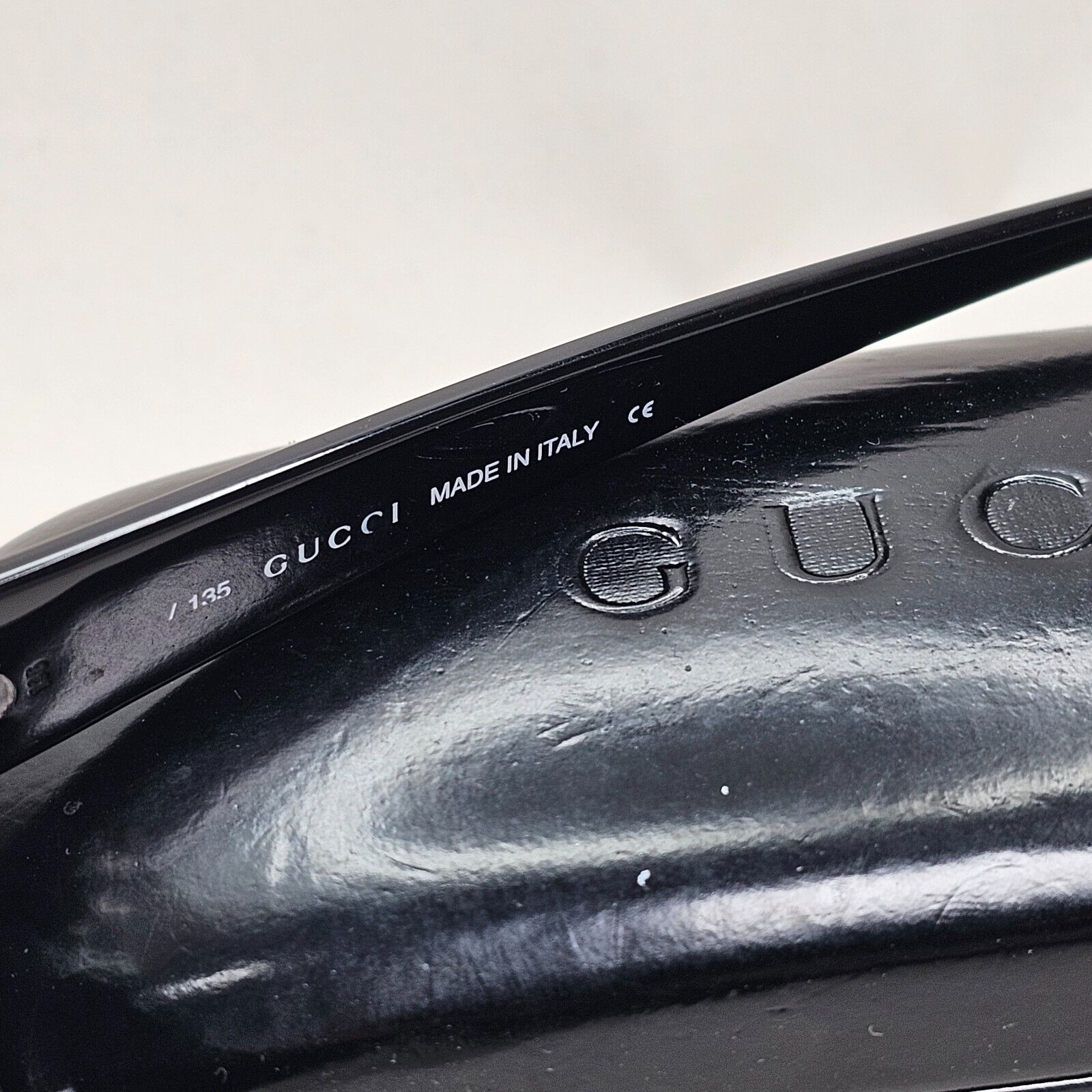 Gucci Sunglasses 1997 Vintage Black Rectangle Slim GG 2424/N/S 807 291024