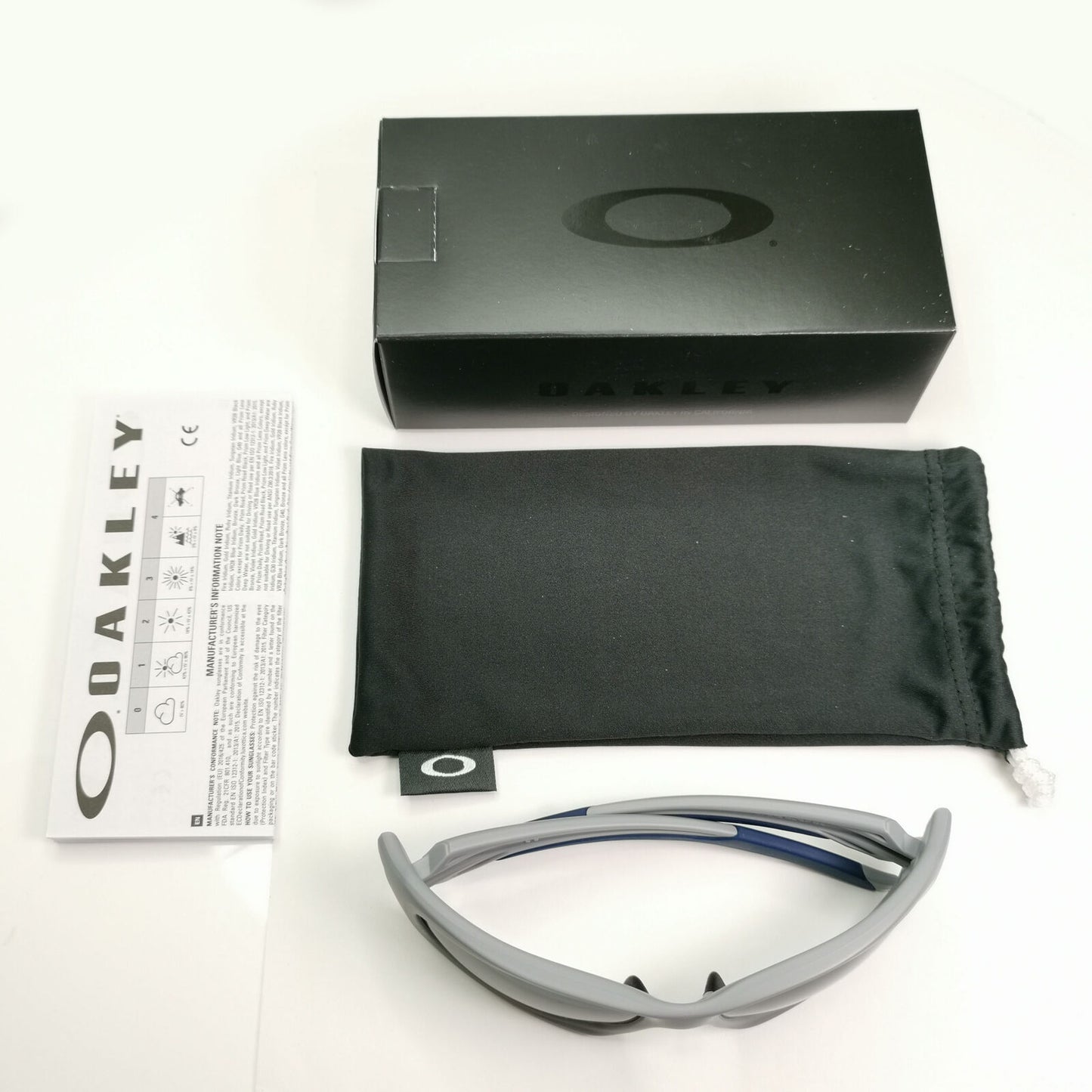 Oakley Valve Polarised Sunglasses Grey Fog Matte Blue Sport Wrap OO 9236 05