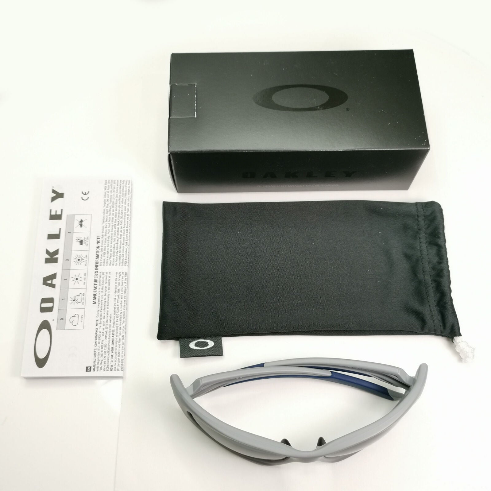 Oakley Valve Polarised Sunglasses Grey Fog Matte Blue Sport Wrap OO 9236 05