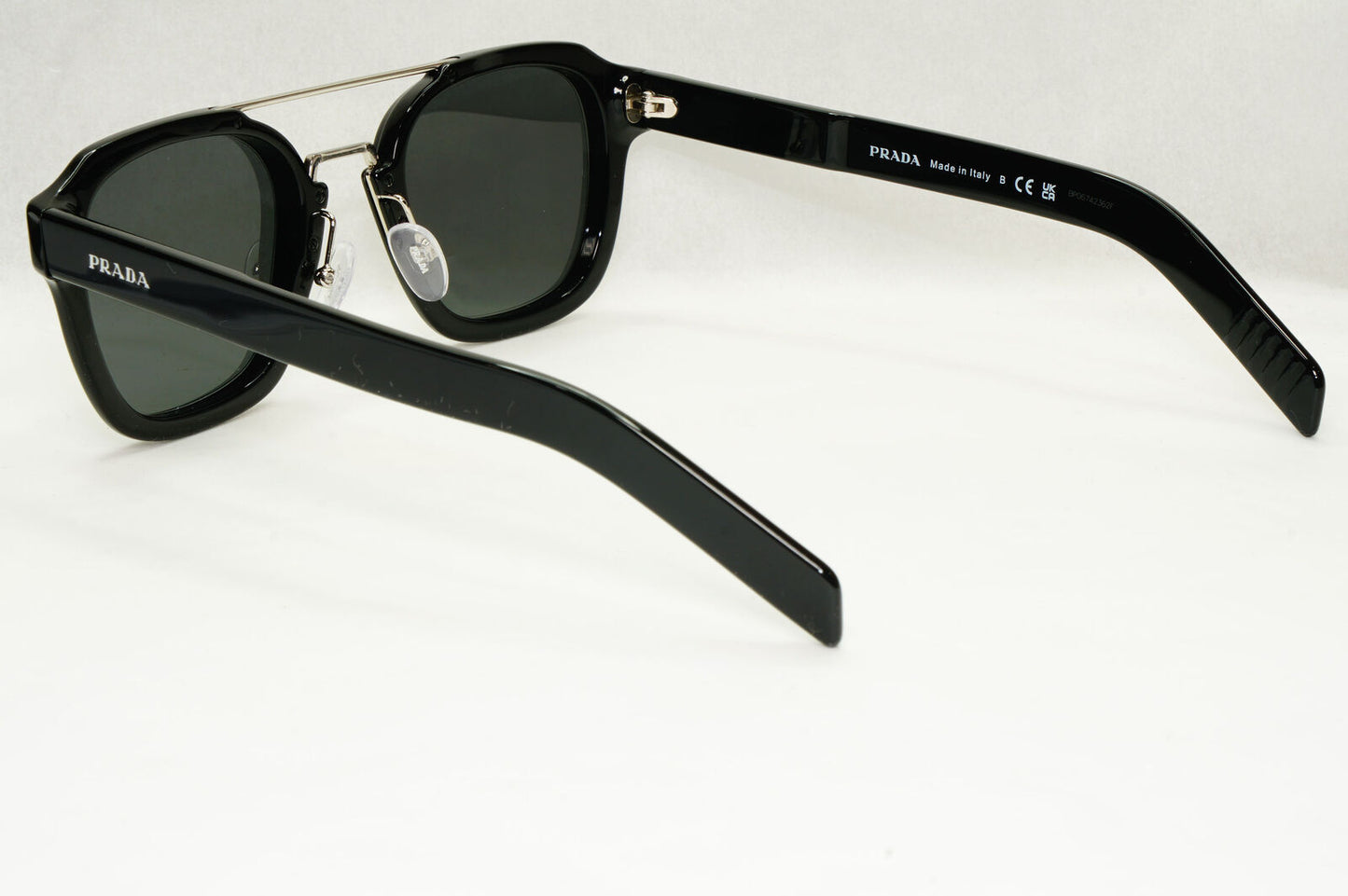 Prada Sunglasses Black Navigator Square Bridge Glossy PR07WS SPR 07W 1AB-5S0