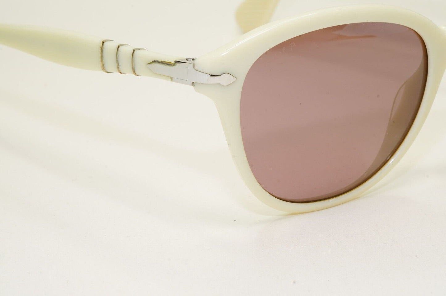 Persol Sunglasses 2012 Capri White Photochromatic Ivory 3025-S 963/4P 53mm