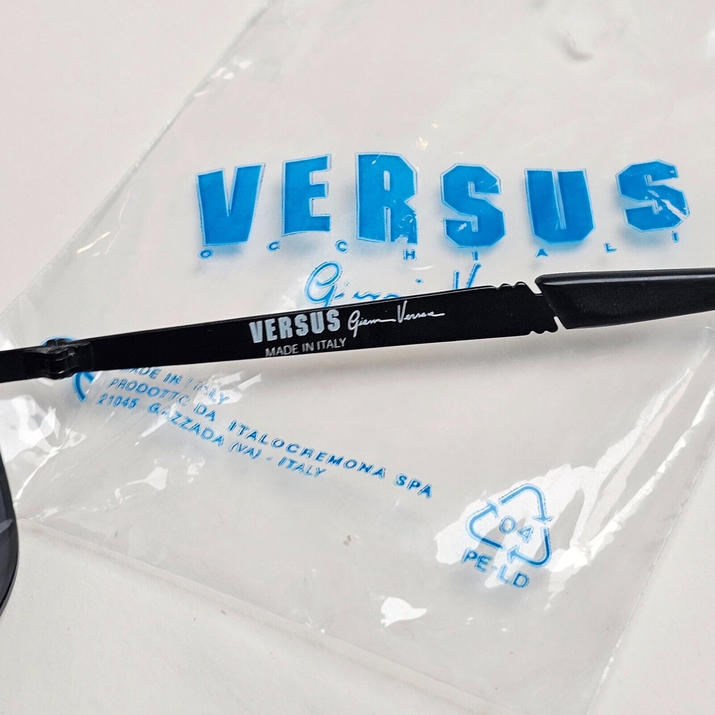 Versus Sunglasses 1996 by Gianni Versace Vintage Navigator Black MOD F04 COL 35M
