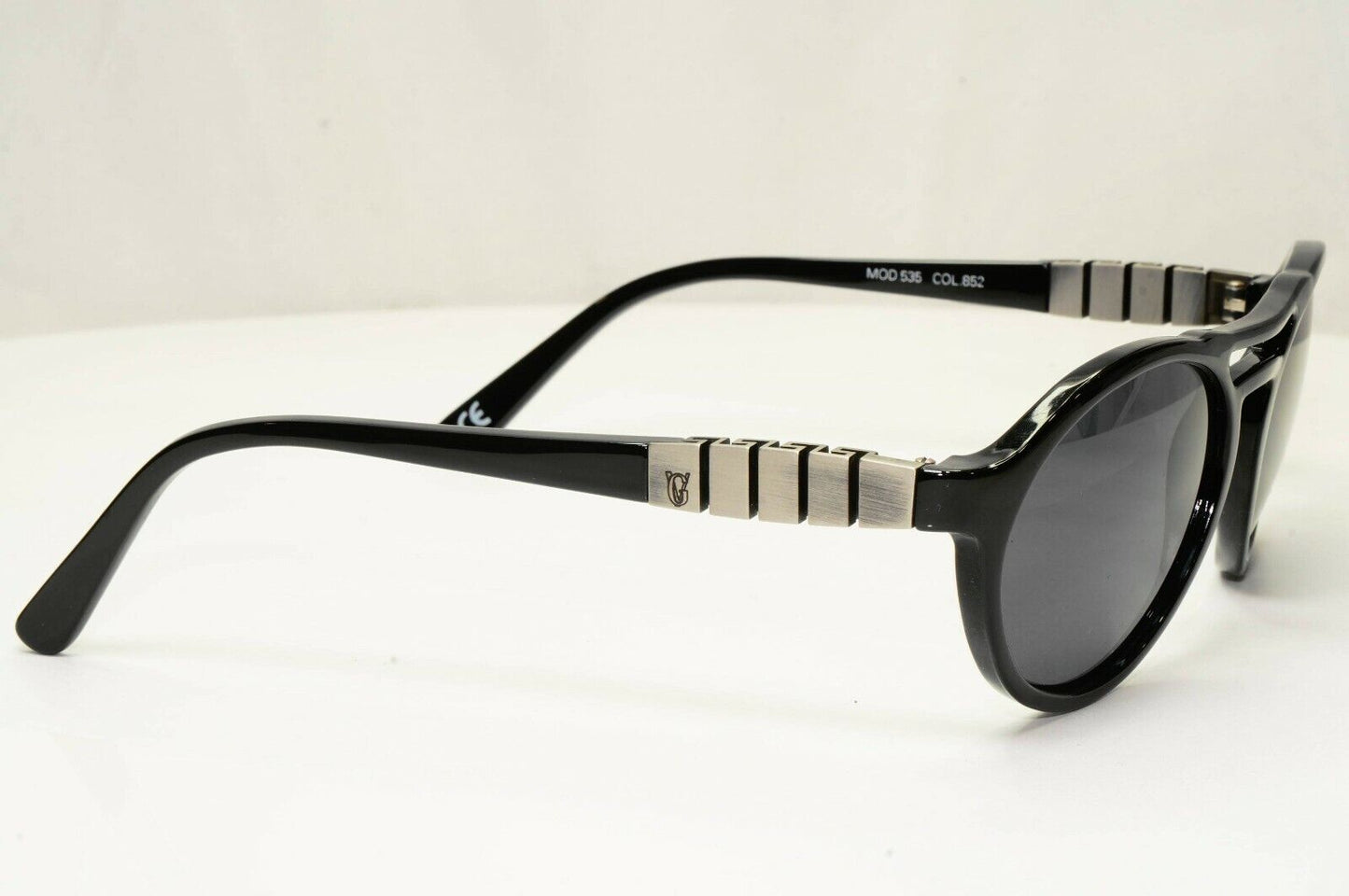 Gianni Versace 1996 Mens Vintage Black Pilot Sunglasses Meander MOD 535 COL 852