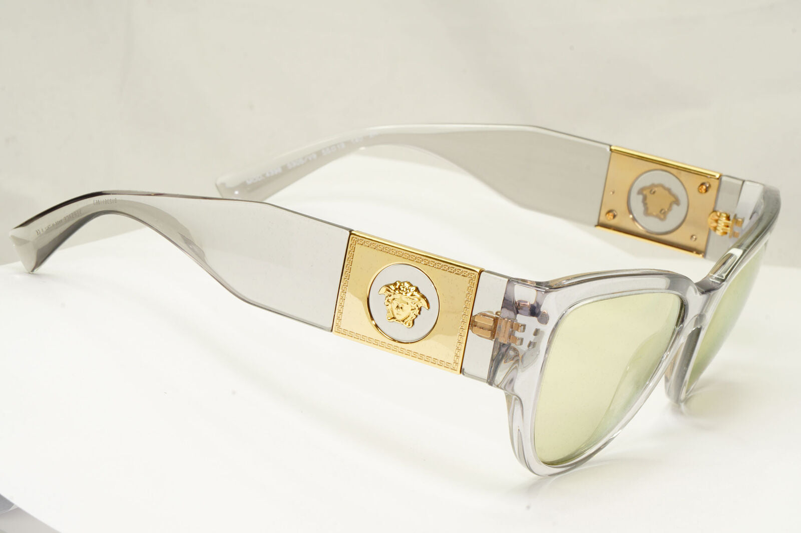 Authentic Versace Womens Clear Gold Big Medusa Logo Sunglasses 4398 5305/V9