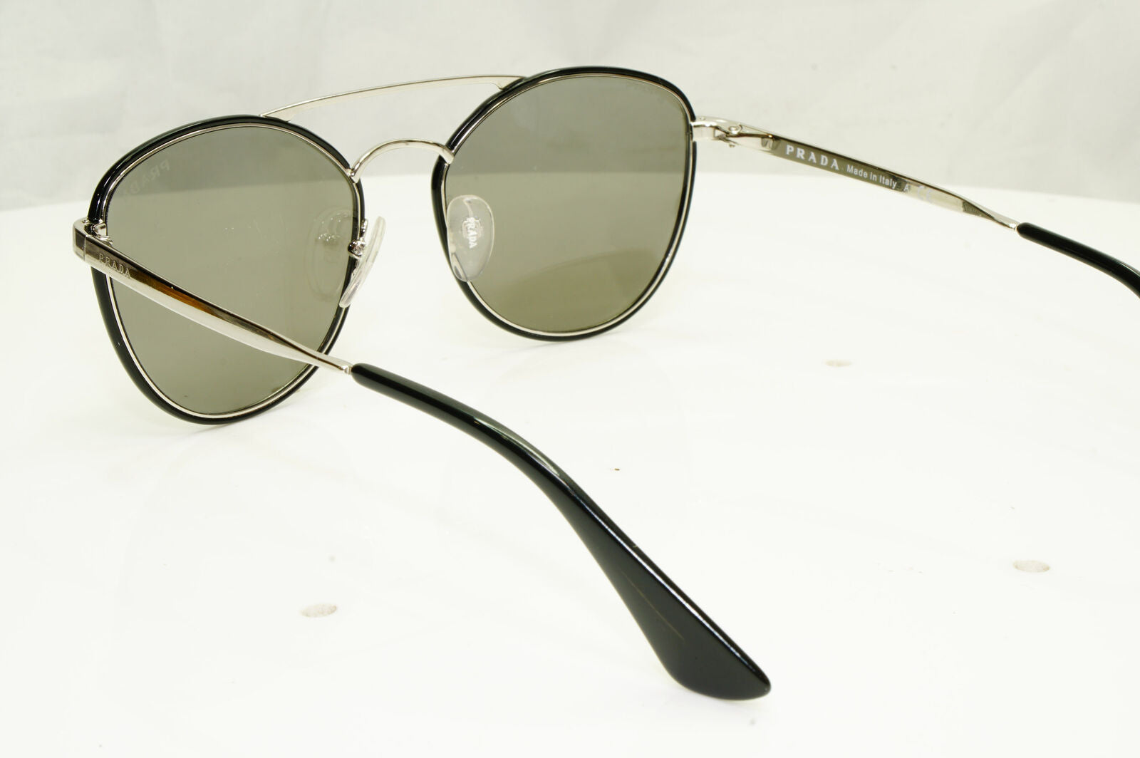Authentic Prada Womens Mirror Vintage Sunglasses Silver SPR 83T 1AB-2S0 32994