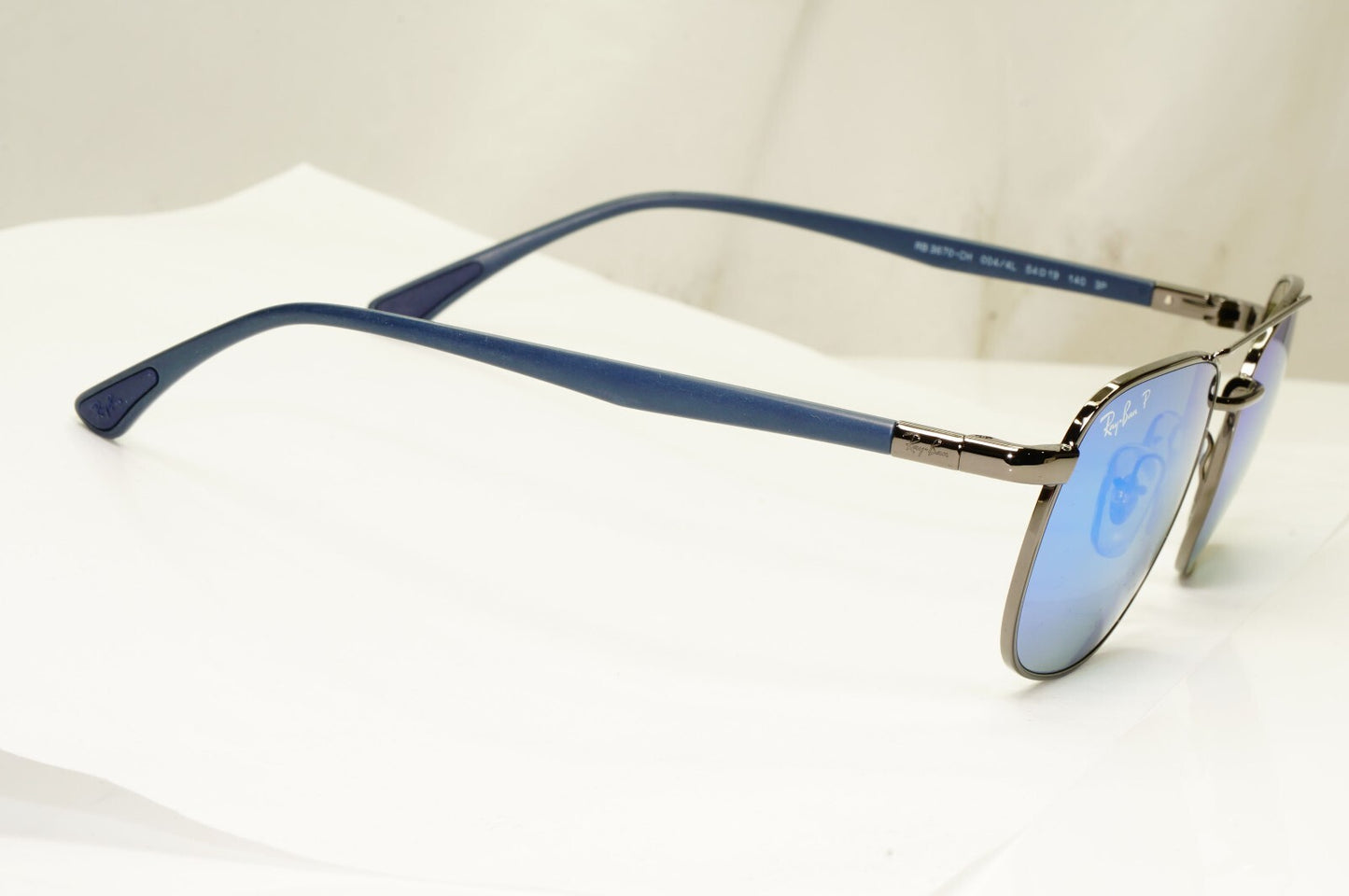 Ray-Ban Sunglasses Polarised Blue Chromance Gunmetal RB 3670-CH 004/4L 54mm