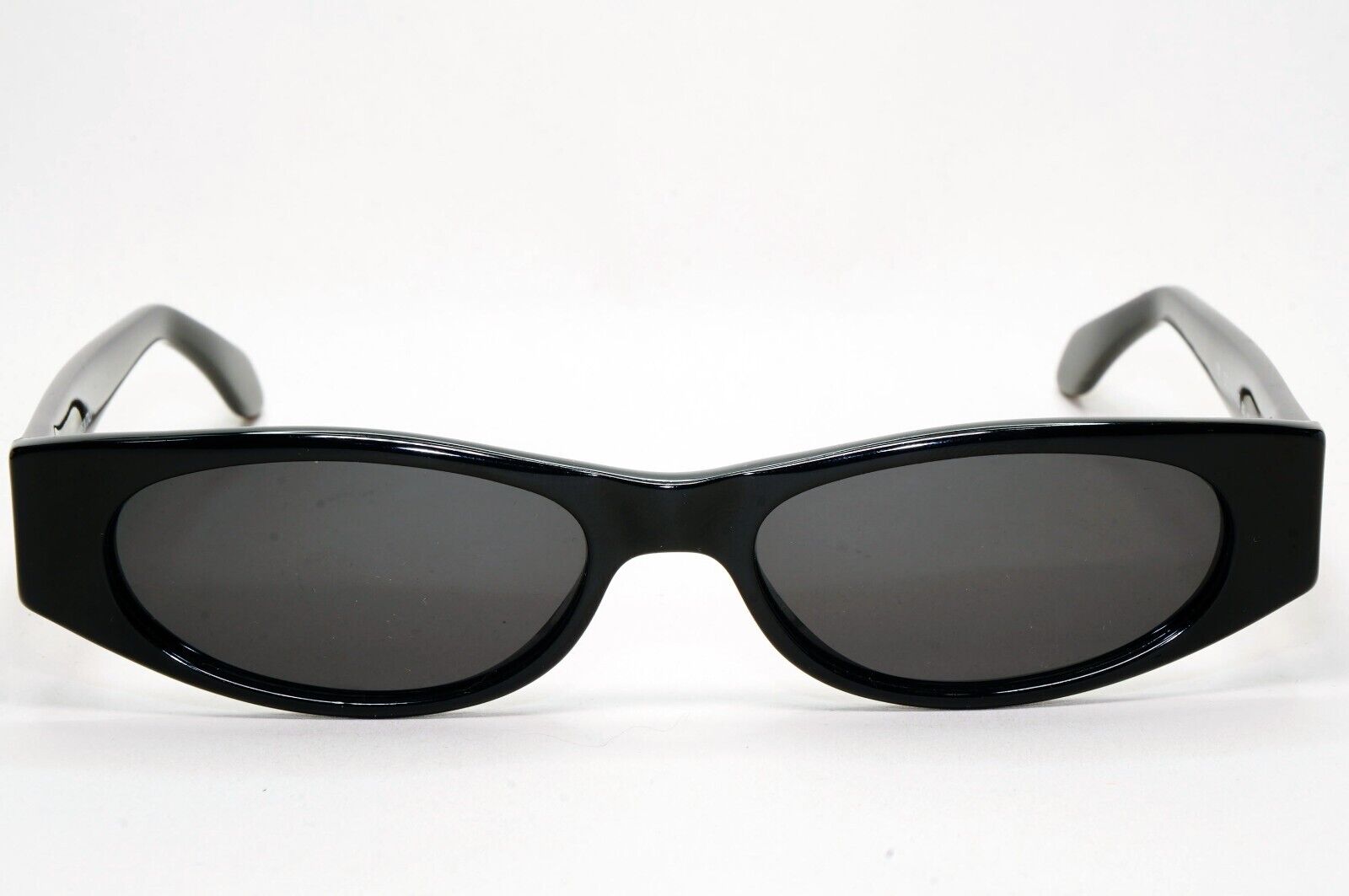 Gucci Sunglasses 1997 Vintage Black Rectangle Slim GG 2424/N/S 807 291024